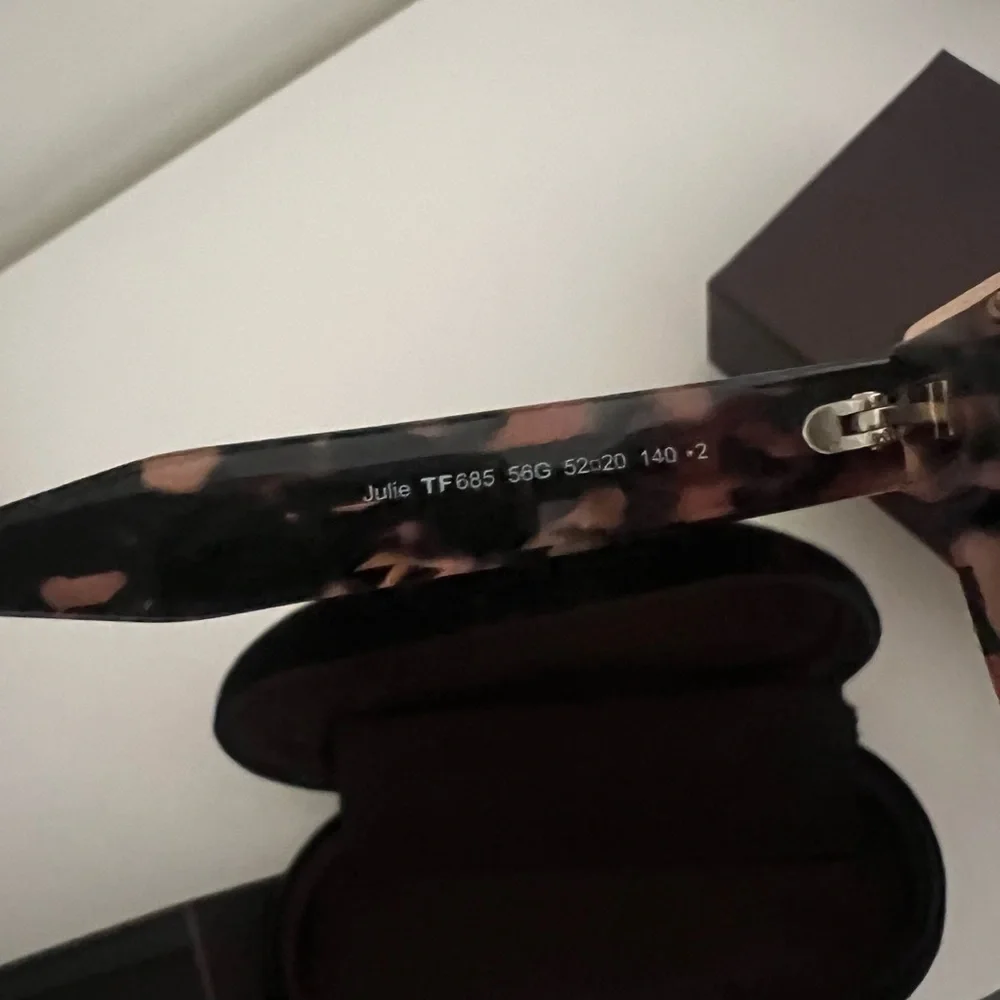 Tom Ford 0685 Sunglasses
56G - Havana/Other / Brown Mirror - Brown - Picture 6 of 6